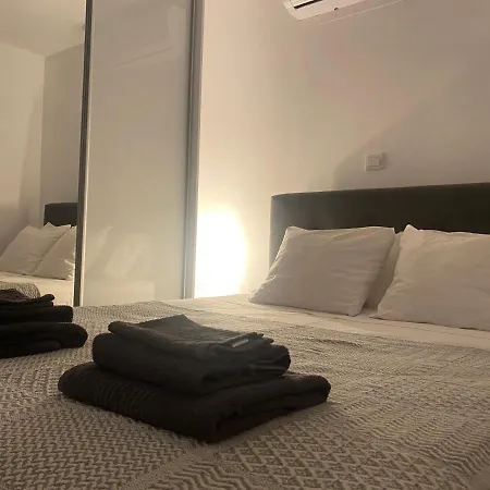 Luxury Lavender شقة لارنكا
