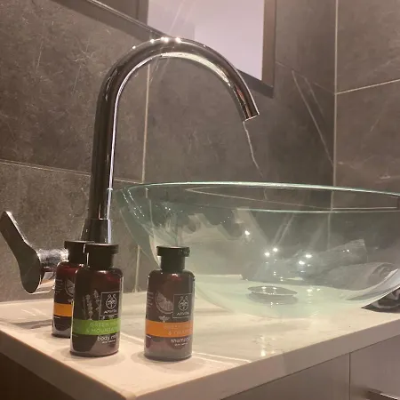 Luxury Lavender Апартаменти Ларнака