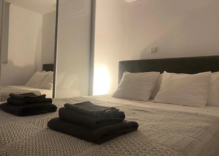 Luxury Lavender Appartamento Larnaca